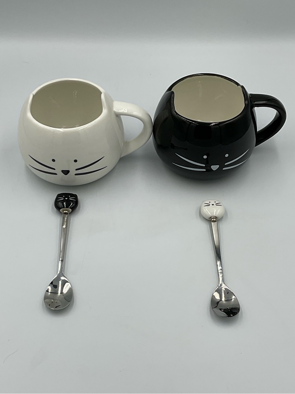 Koolkatkoo Black & White Ceramic Coffee Mug Set with Matching Spoons - Picture 9 of 10